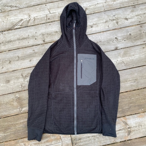 Reversible Patagonia R3 Fleece Jacket Black - Picture 11 of 15